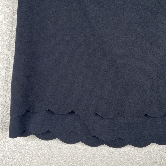 ELLE Black Scalloped Hem Business Career Midi Skirt Size 8 - Picture 2 of 6